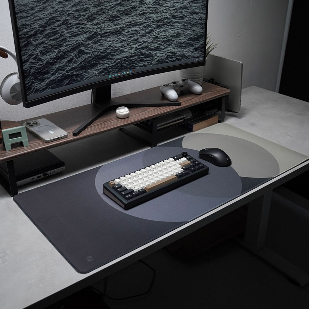 Noir Orbit Deskmat / Mousepad