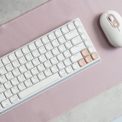 Neo Melo Slim Deskmat M lifestyle photo