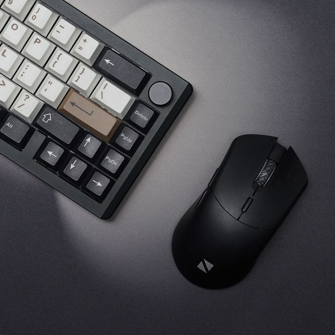 Noir Eclipse Deskmat