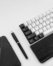 Load image into Gallery viewer, NOIR N1 Pro White - 65% Wireless Mechanical Keyboard
