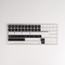 Muat gambar ke penampil Galeri, Noir White On Black Keycaps - PBT Doubleshot Cherry Profile Keycap Set
